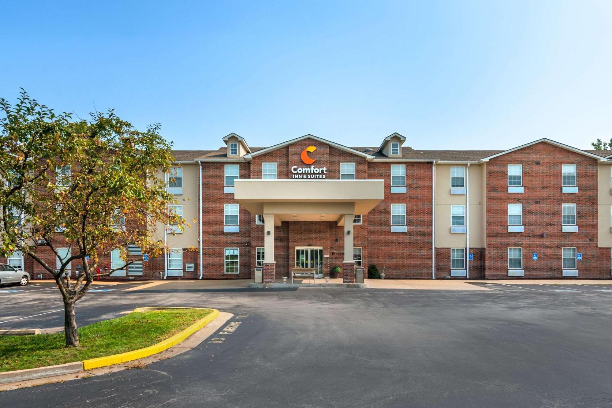Comfort Inn & Suites St Louis - צ'סטרפילד מראה חיצוני תמונה